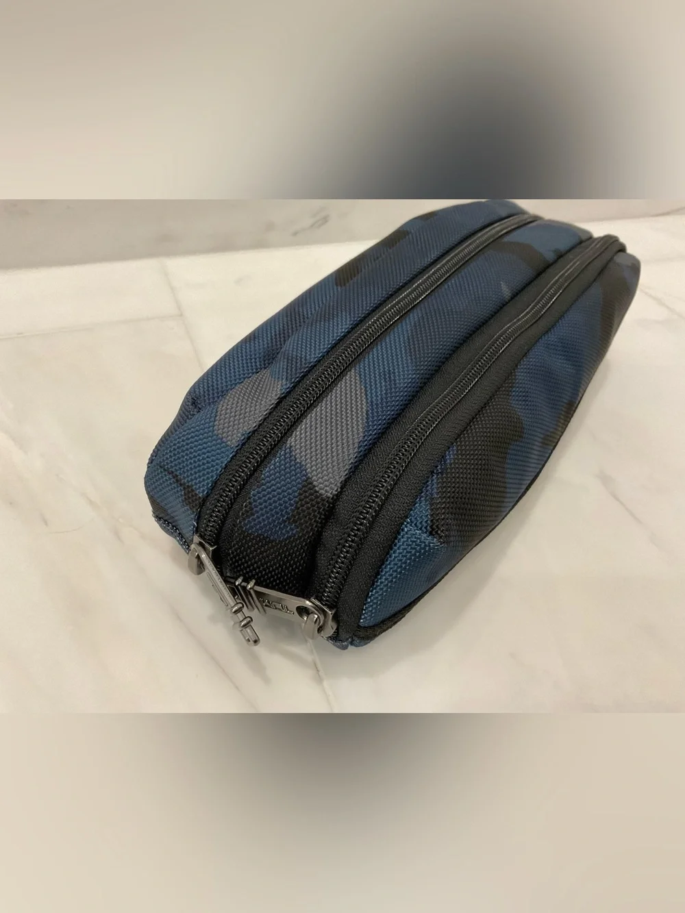 NWT TUMI DOUBLE Zippered Ballistic Nylon Pencil Case Cord Pouch - BLUE CAMO